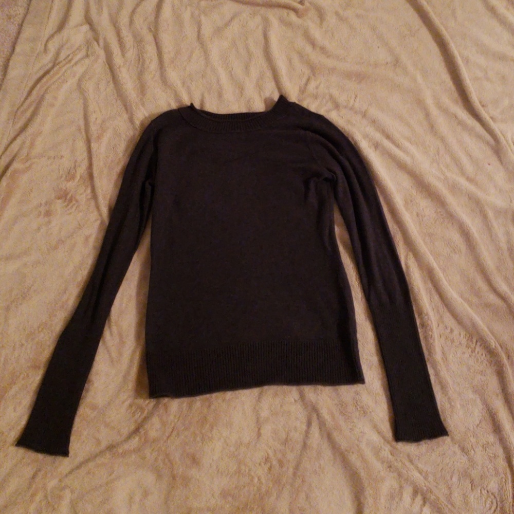 Grey sweater